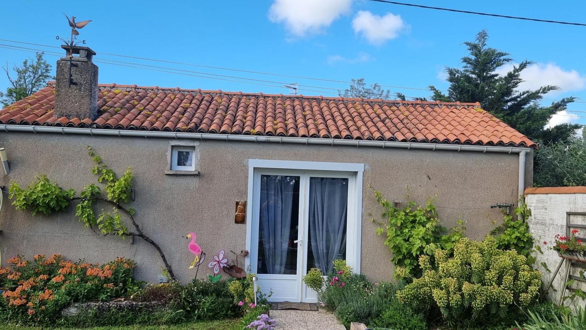 Brigitte Et Franck Bed & Breakfast Triaize Exterior photo